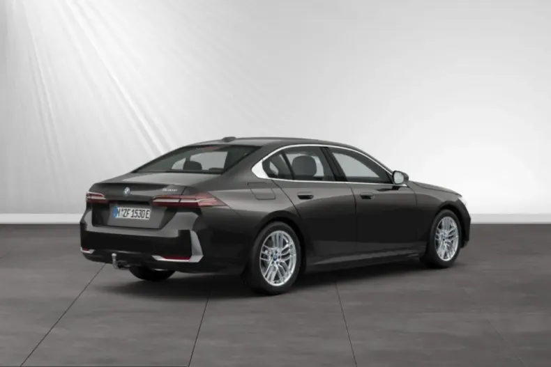 BMW 530 (Seria 5) din 2024 cu 32.300 km - oferta BMW204899 - foto 2