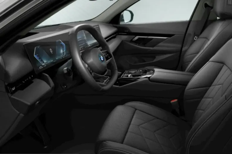 BMW 530 (Seria 5) din 2024 cu 32.300 km - oferta BMW204899 - foto 4