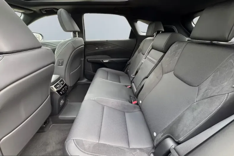 Lexus RX 450 din 2026 cu 30 km - oferta LEX204904 - foto 15