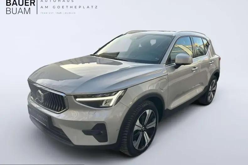 Volvo XC40 din 2022 cu 51.650 km - oferta VOL204905 - foto 1
