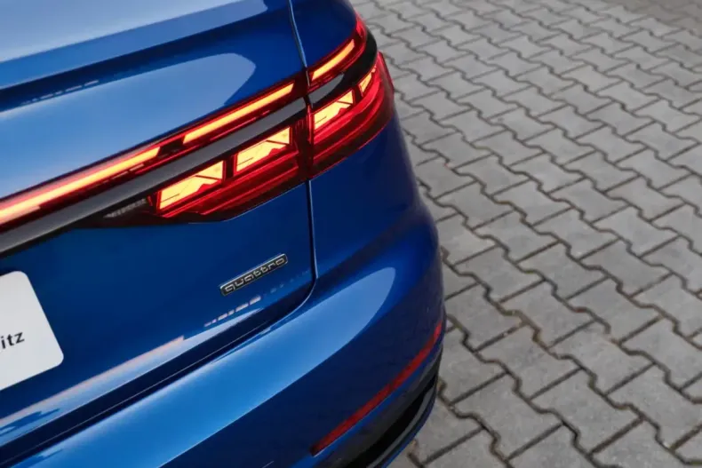 Audi A8 din 2023 cu 9.810 km - oferta AUD204908 - foto 11