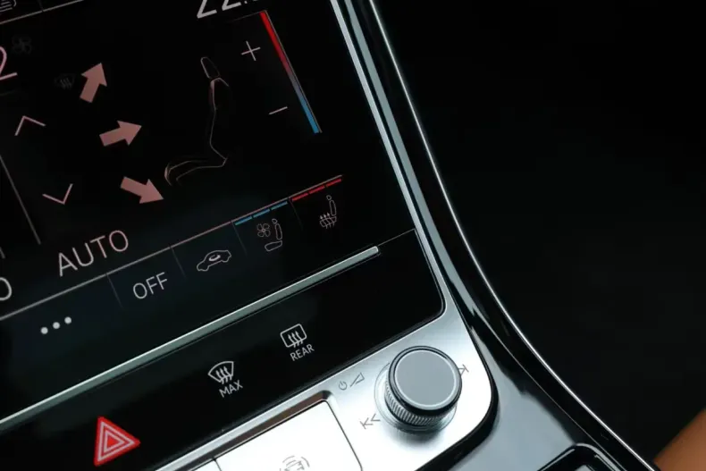 Audi A8 din 2023 cu 9.810 km - oferta AUD204908 - foto 16