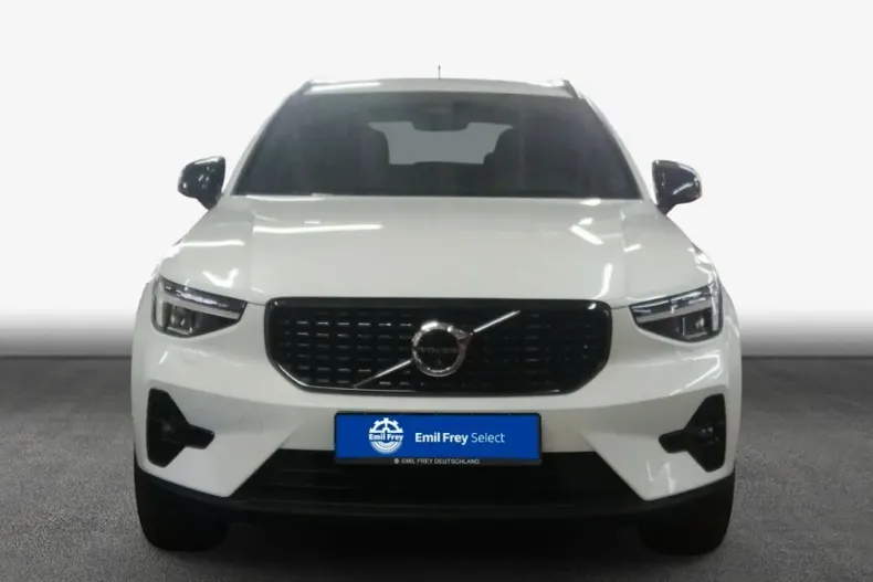 Volvo XC40 din 2023 cu 30.280 km - oferta VOL204910 - foto 3