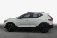 Volvo XC40 din 2023 cu 30.280 km - oferta VOL204910 - foto 4