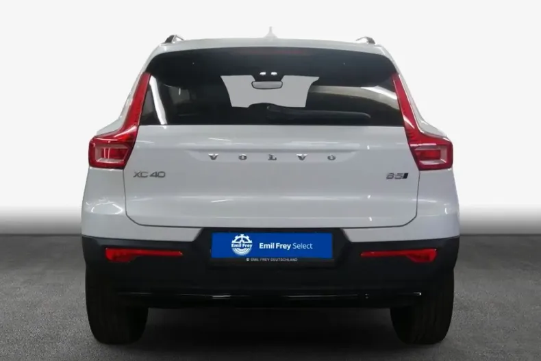 Volvo XC40 din 2023 cu 30.280 km - oferta VOL204910 - foto 5