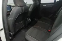 Volvo XC40 din 2023 cu 30.280 km - oferta VOL204910 - foto 10