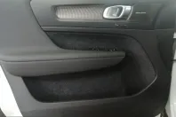 Volvo XC40 din 2023 cu 30.280 km - oferta VOL204910 - foto 15