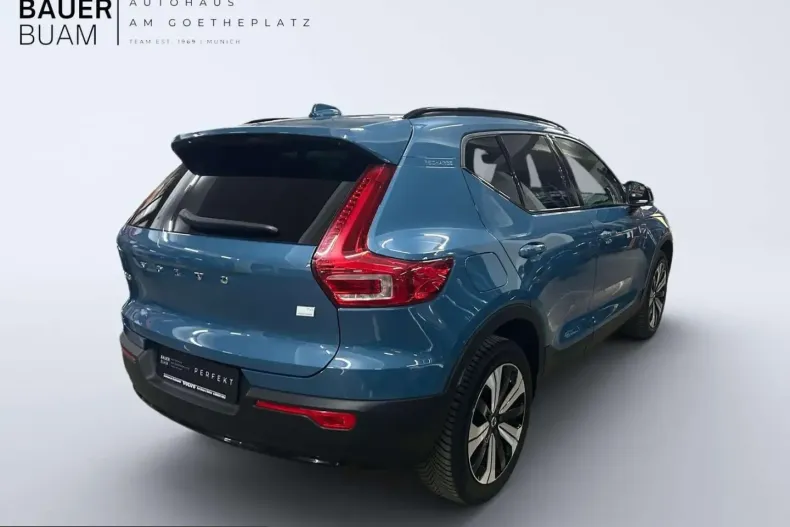 Volvo XC40 din 2022 cu 41.055 km - oferta VOL204911 - foto 3