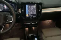 Volvo XC40 din 2022 cu 41.055 km - oferta VOL204911 - foto 9