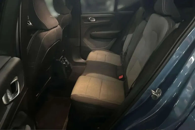 Volvo XC40 din 2022 cu 41.055 km - oferta VOL204911 - foto 11