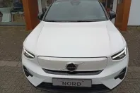 Volvo XC40 din 2022 cu 49.296 km - oferta VOL204912 - foto 2