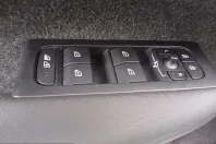 Volvo XC40 din 2022 cu 49.296 km - oferta VOL204912 - foto 11