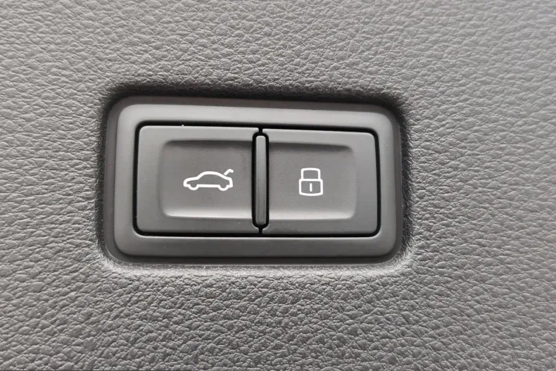 Audi SQ8 din 2023 cu 58.000 km - oferta AUD204916 - foto 25