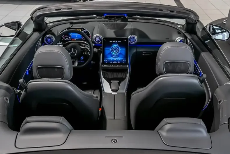 Mercedes-Benz SL 43 AMG (Clasa SL) din 2025 cu 5.685 km - oferta MER204918 - foto 8