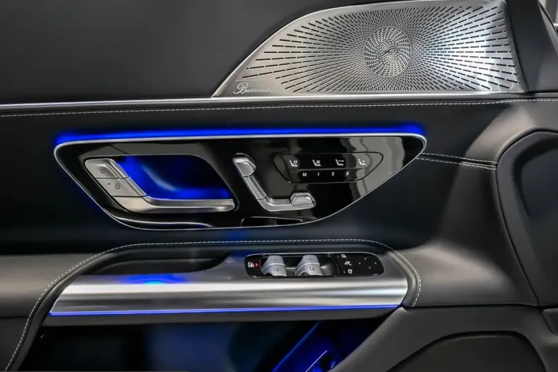 Mercedes-Benz SL 43 AMG (Clasa SL) din 2025 cu 5.685 km - oferta MER204918 - foto 11