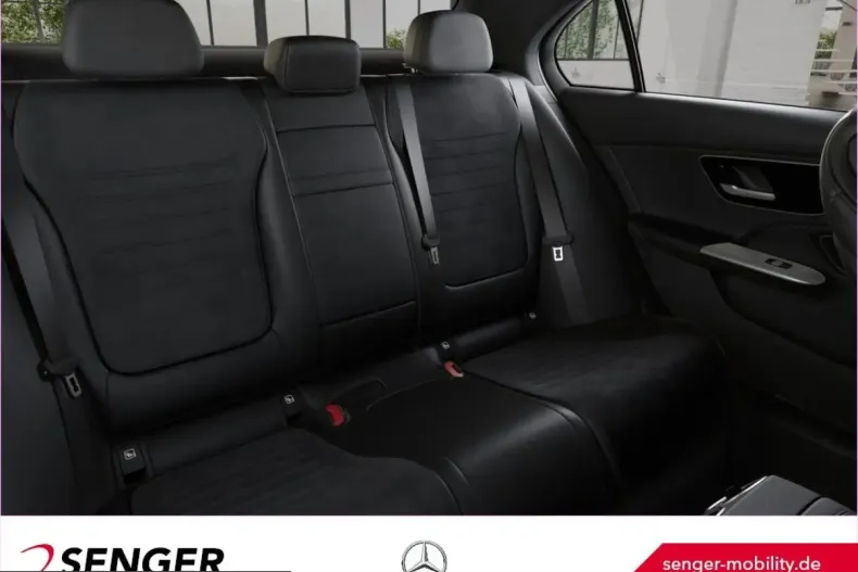 Mercedes-Benz C 200 (Clasa C) din 2024 cu 13.880 km - oferta MER204920 - foto 9