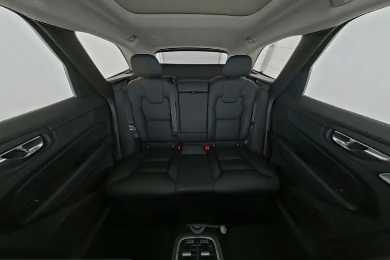 Volvo XC60 din 2022 cu 58.746 km - oferta VOL204921 - foto 16