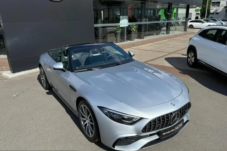 Mercedes-Benz SL 43 AMG (Clasa SL) din 2024 cu 11.000 km - oferta MER204922 - foto 8