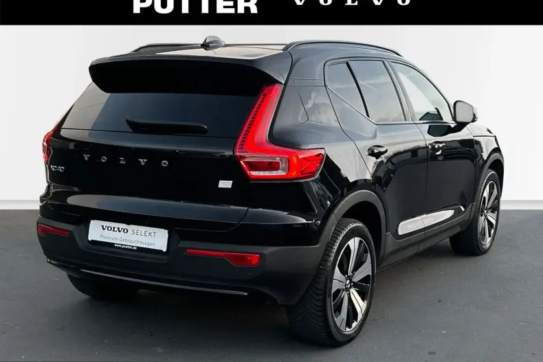 Volvo XC40 din 2022 cu 49.000 km - oferta VOL204923 - foto 3