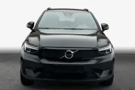 Volvo XC40 din 2022 cu 51.826 km - oferta VOL204924 - foto 3