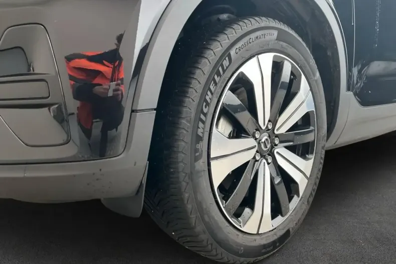 Volvo XC40 din 2022 cu 51.826 km - oferta VOL204924 - foto 6