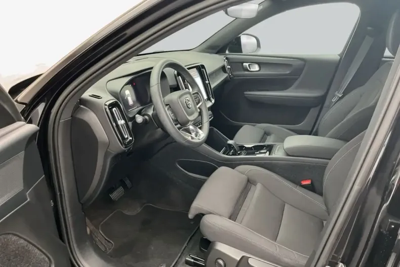 Volvo XC40 din 2022 cu 51.826 km - oferta VOL204924 - foto 10