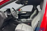 Volvo XC40 din 2022 cu 38.263 km - oferta VOL204927 - foto 6