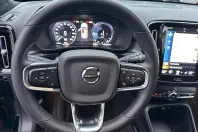 Volvo XC40 din 2022 cu 58.900 km - oferta VOL204928 - foto 18