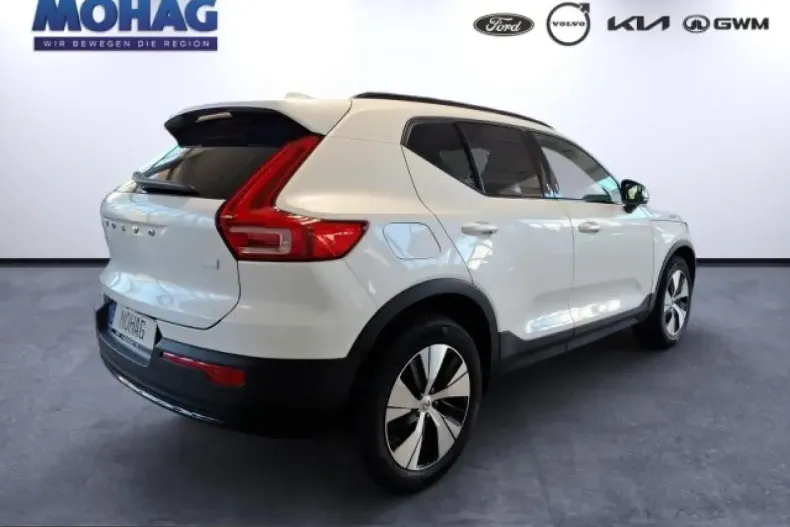 Volvo XC40 din 2022 cu 54.060 km - oferta VOL204929 - foto 3