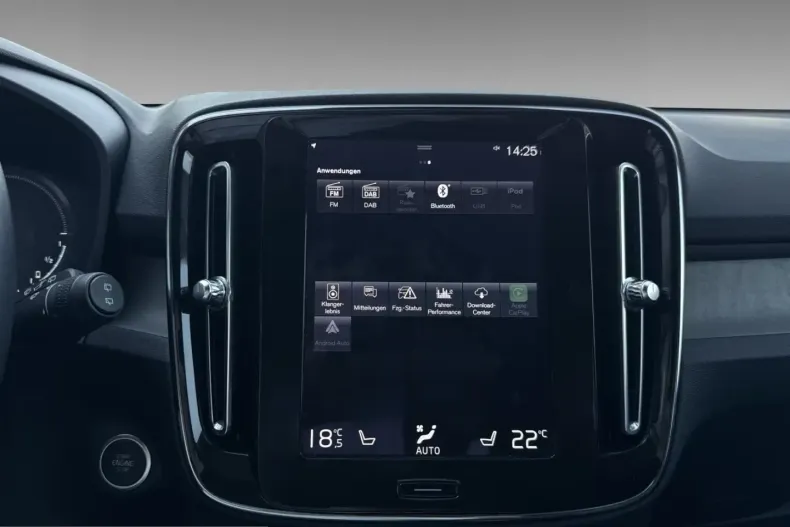 Volvo XC40 din 2022 cu 56.428 km - oferta VOL204930 - foto 19