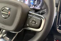 Volvo XC40 din 2022 cu 53.000 km - oferta VOL204931 - foto 24