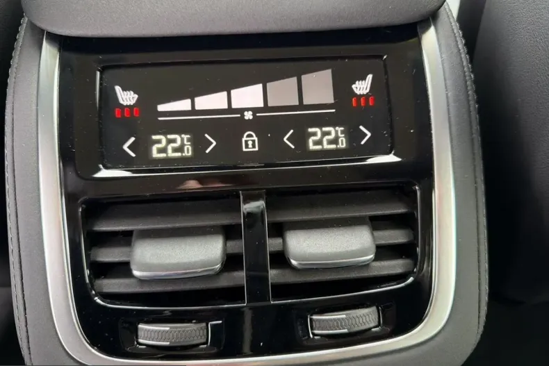 Volvo XC90 din 2025 cu 12.296 km - oferta VOL204933 - foto 21