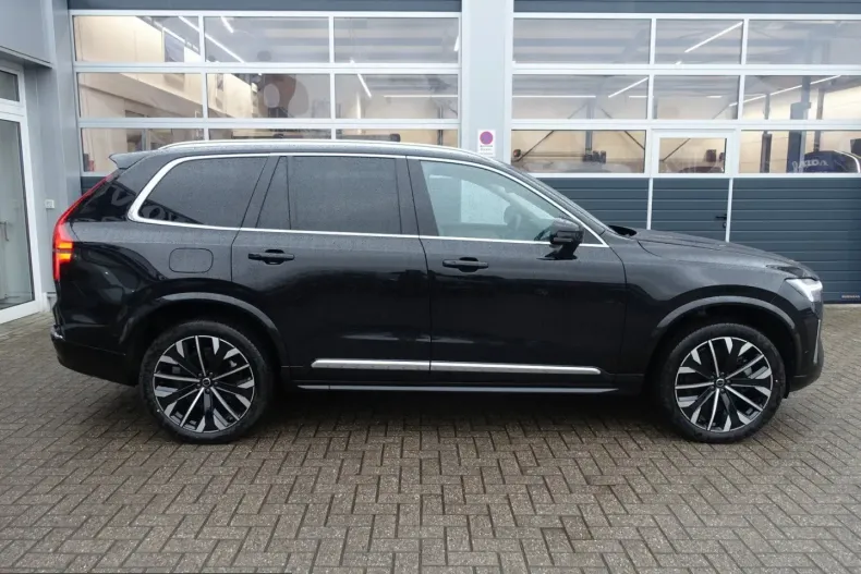 Volvo XC90 din 2025 cu 24.794 km - oferta VOL204934 - foto 8
