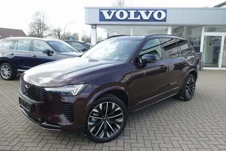 Volvo XC90 din 2025 cu 20.789 km - oferta VOL204935 - foto 1