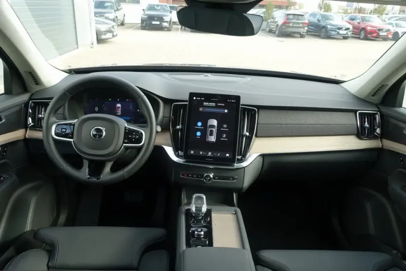 Volvo XC90 din 2025 cu 20.789 km - oferta VOL204935 - foto 19