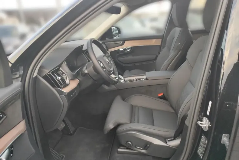 Volvo XC90 din 2025 cu 21.550 km - oferta VOL204938 - foto 13