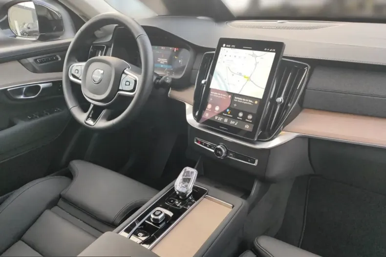 Volvo XC90 din 2025 cu 21.550 km - oferta VOL204938 - foto 21