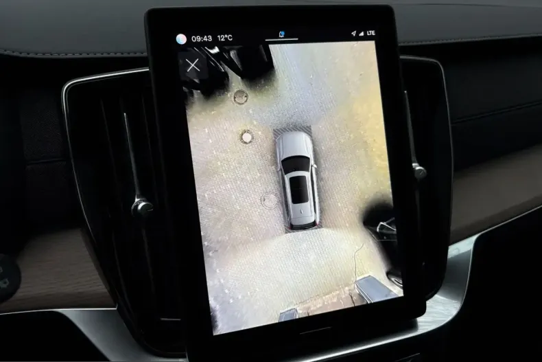 Volvo XC90 din 2025 cu 28.527 km - oferta VOL204941 - foto 18