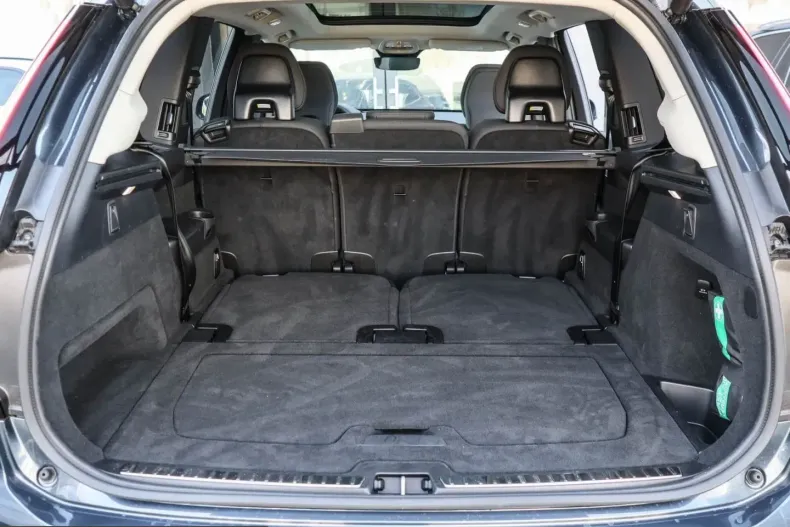 Volvo XC90 din 2025 cu 25.500 km - oferta VOL204943 - foto 9