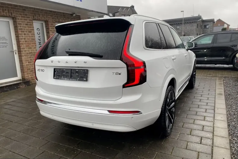 Volvo XC90 din 2025 cu 27.765 km - oferta VOL204944 - foto 5