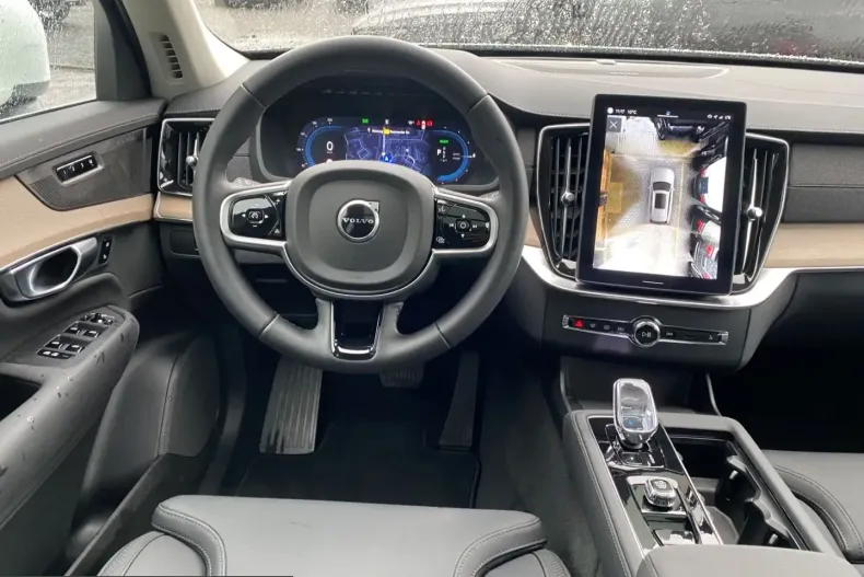 Volvo XC90 din 2025 cu 27.765 km - oferta VOL204944 - foto 9