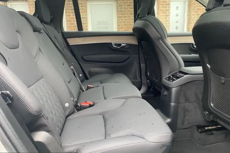 Volvo XC90 din 2025 cu 27.765 km - oferta VOL204944 - foto 16