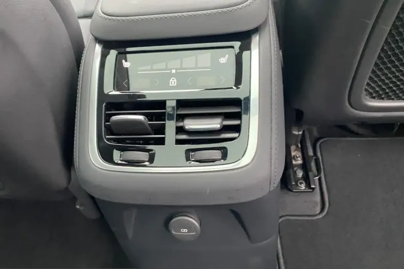 Volvo XC90 din 2025 cu 27.765 km - oferta VOL204944 - foto 17