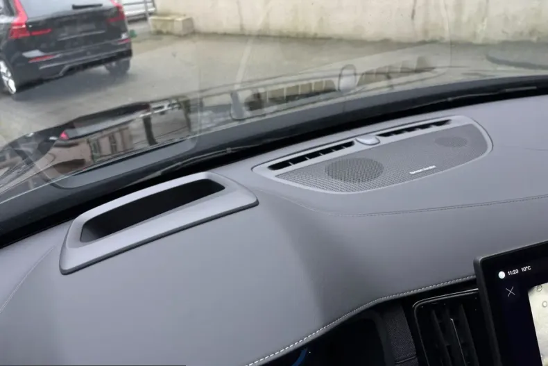 Volvo XC90 din 2025 cu 22.549 km - oferta VOL204945 - foto 20