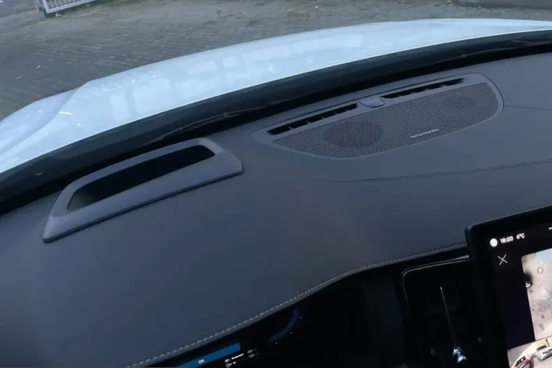 Volvo XC90 din 2025 cu 17.257 km - oferta VOL204946 - foto 17