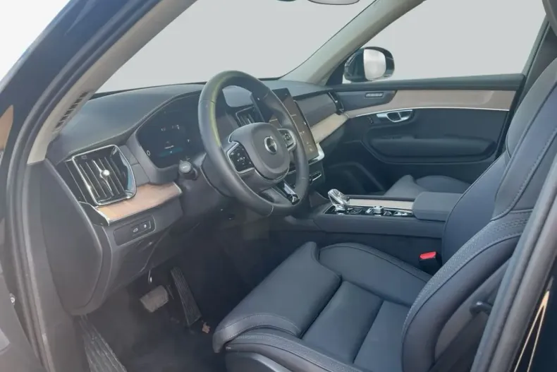 Volvo XC90 din 2025 cu 22.969 km - oferta VOL204949 - foto 8