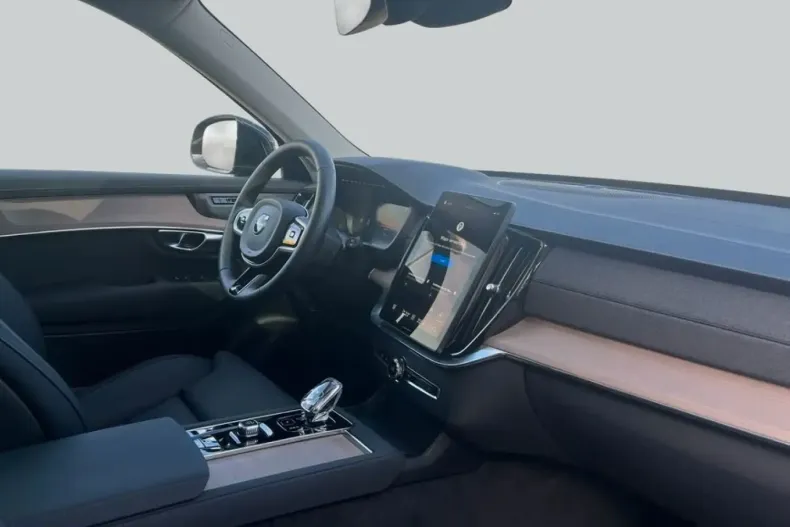 Volvo XC90 din 2025 cu 22.969 km - oferta VOL204949 - foto 11