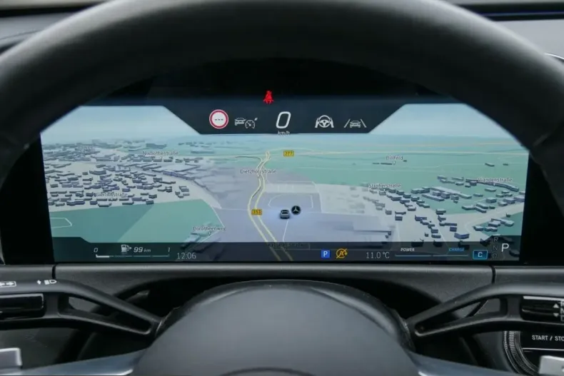 Mercedes-Benz E 200 (Clasa E) din 2024 cu 10.391 km - oferta MER204952 - foto 12