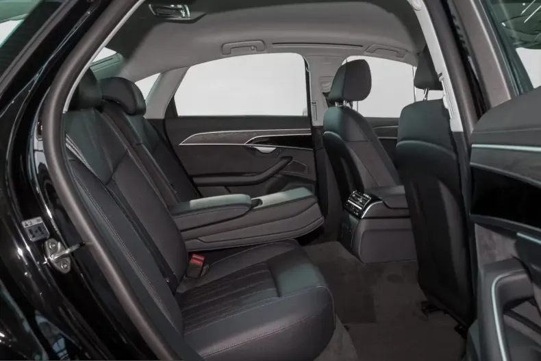 Audi A8 din 2023 cu 1.253 km - oferta AUD204954 - foto 7