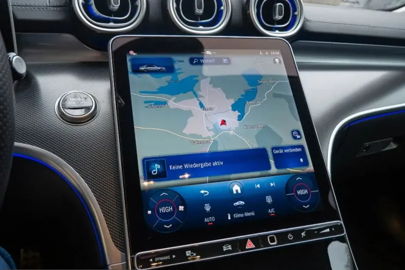 Mercedes-Benz C 180 (Clasa C) din 2025 cu 12.151 km - oferta MER204957 - foto 12